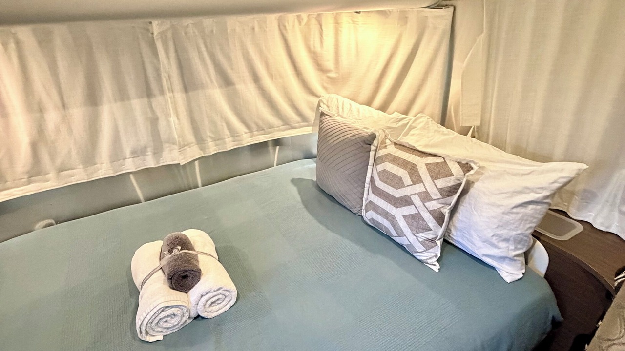 Photo of Bedroom in South Middle River