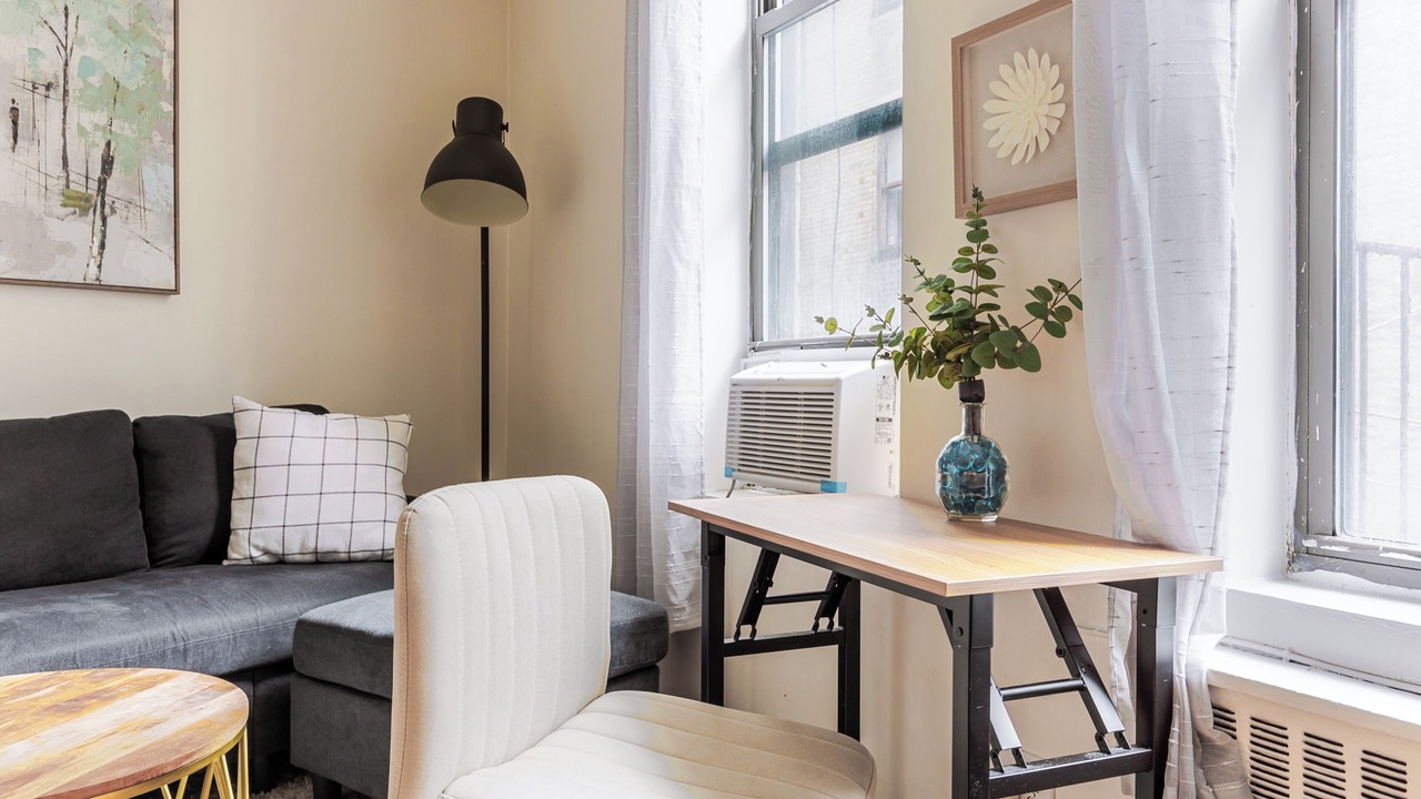Photo of Livingroom in Bloomingdale