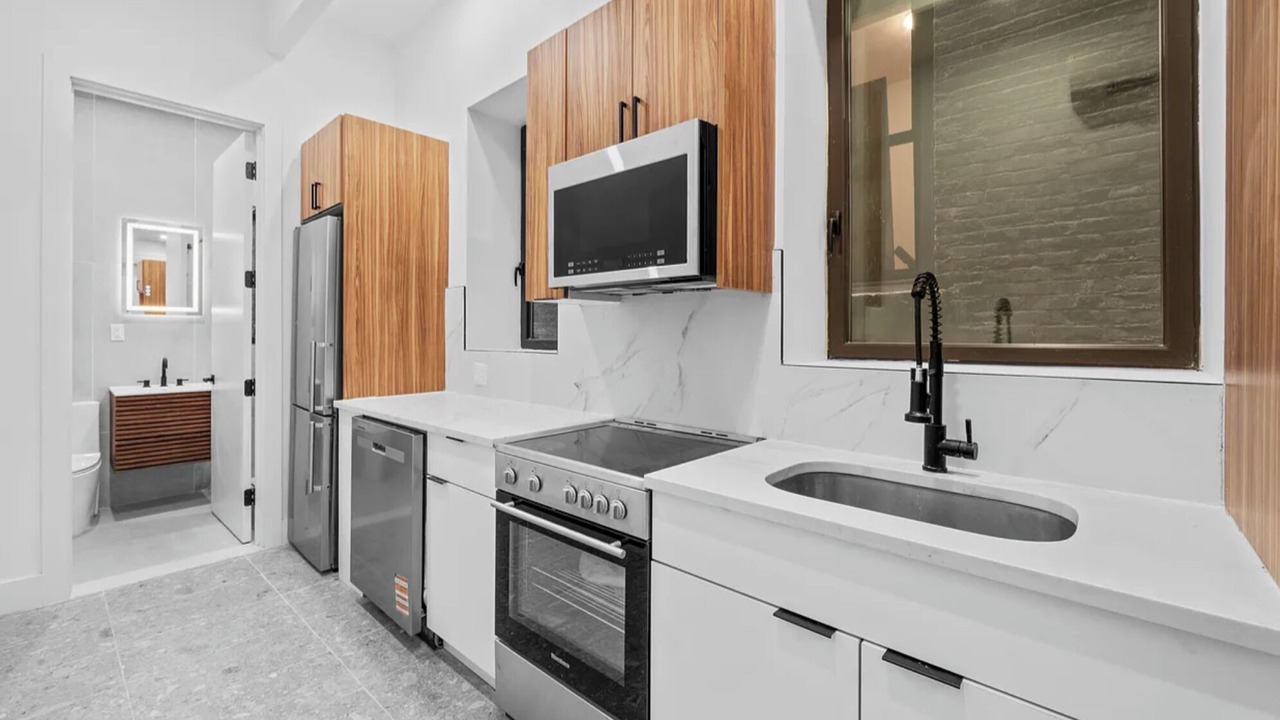 Photo of Kitchen in Midtown West