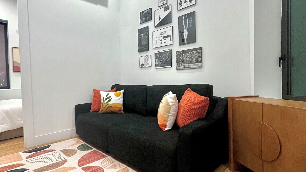 Photo of Livingroom in Midtown West