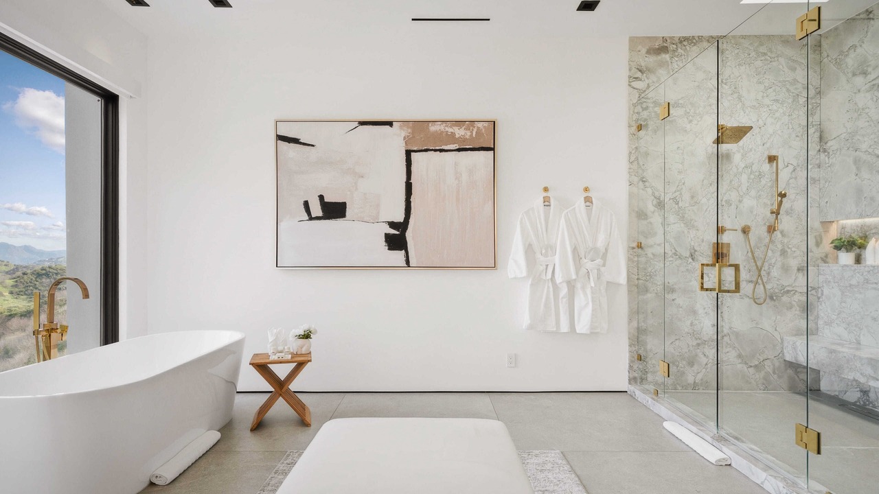 Photo of Bathroom in Beverly Hills