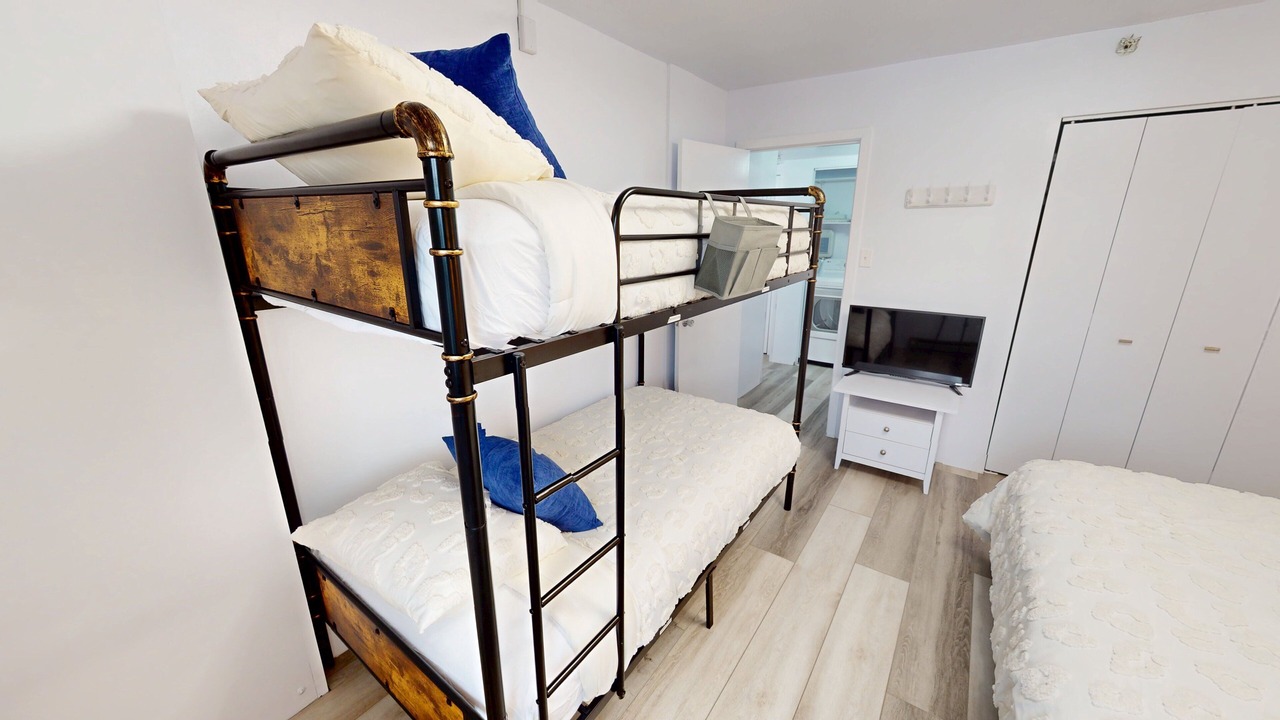 Photo of Bedroom in Snowshoe