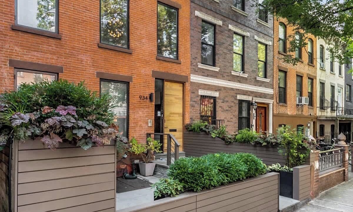 Photo of Outdoor in Crown Heights