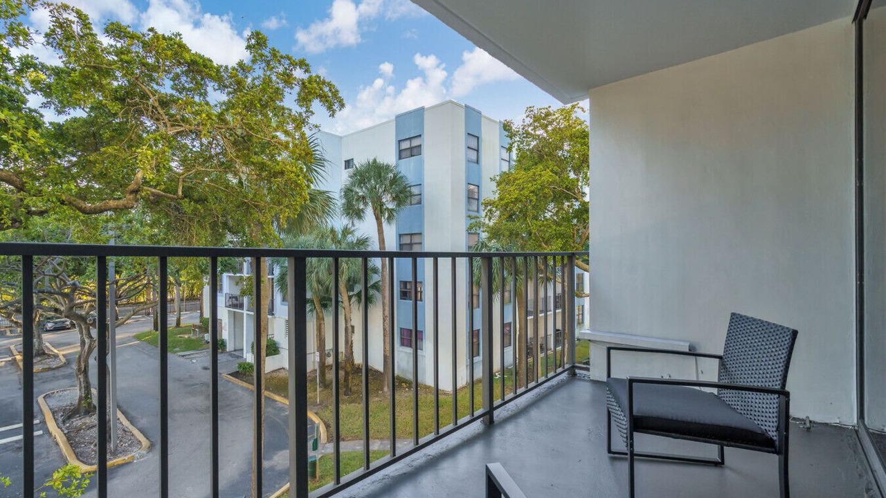 Photo of Outdoor in North Miami