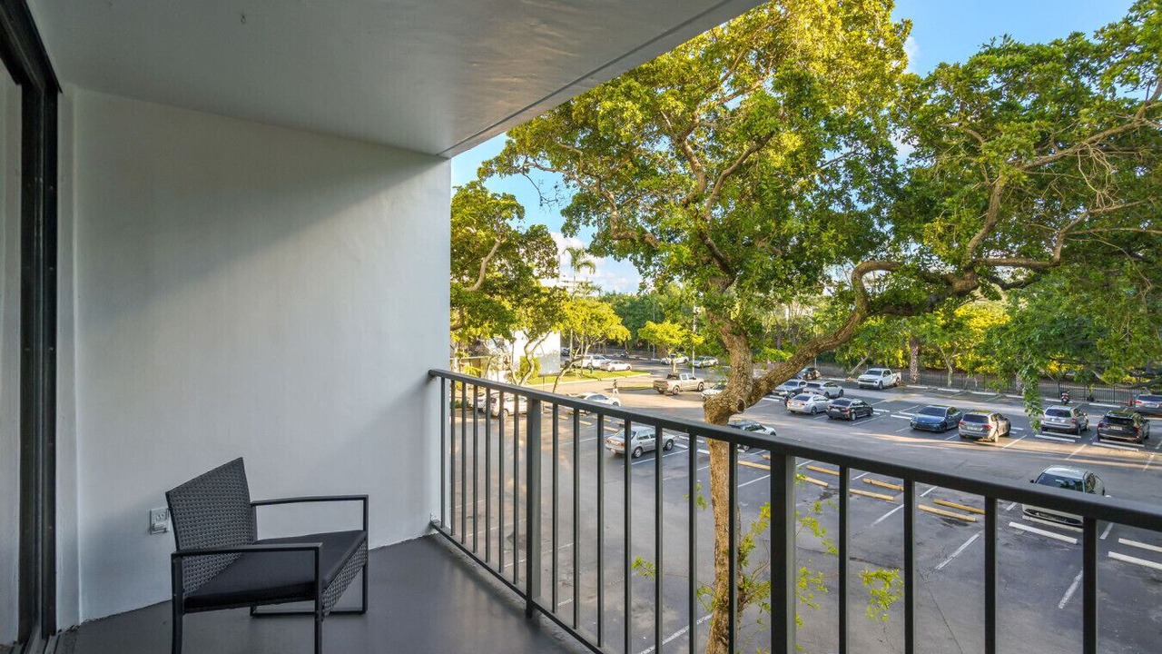 Photo of Outdoor in North Miami