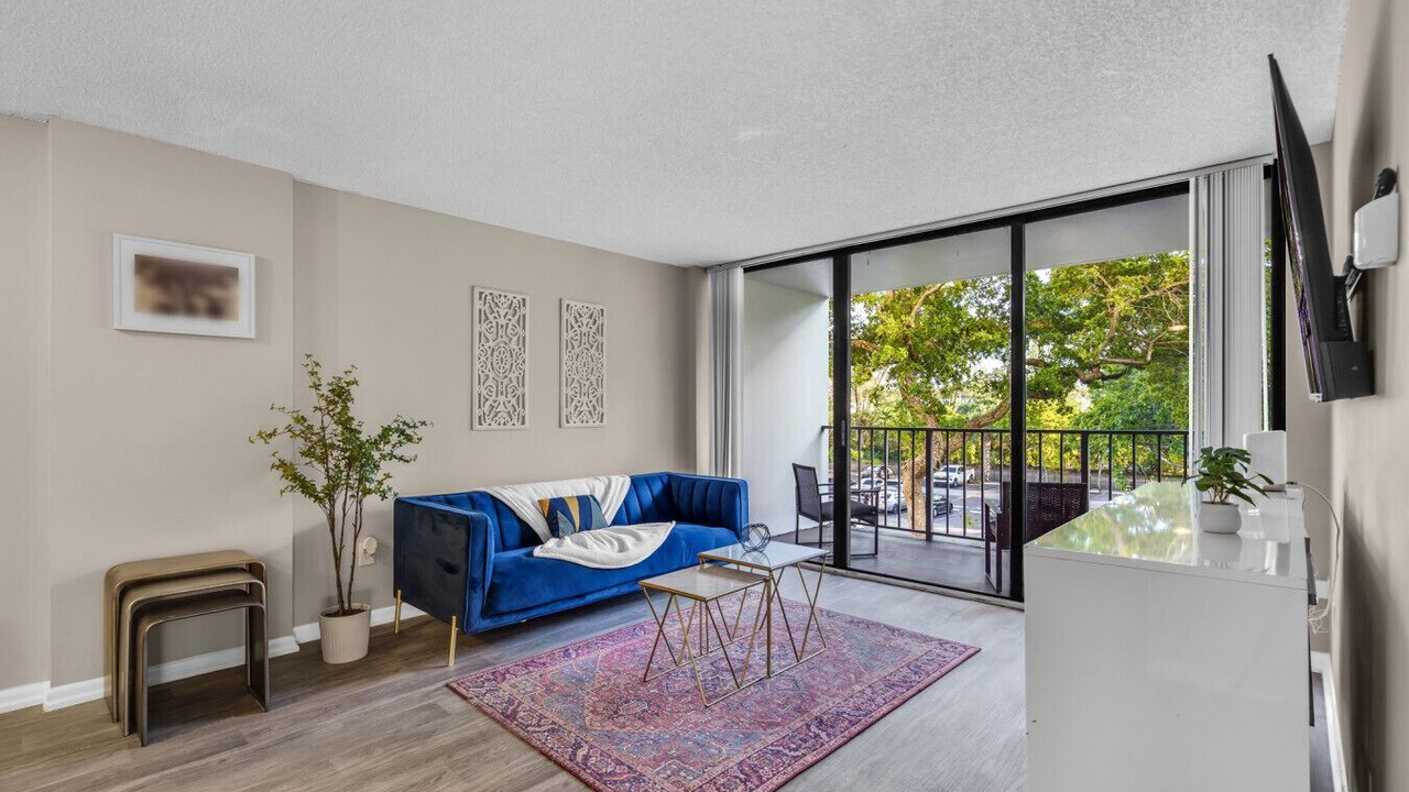 Photo of Livingroom in North Miami