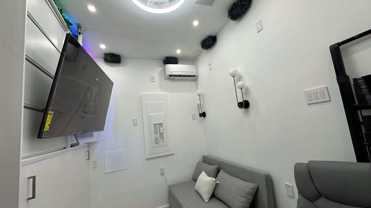 Photo of Livingroom in Greenville