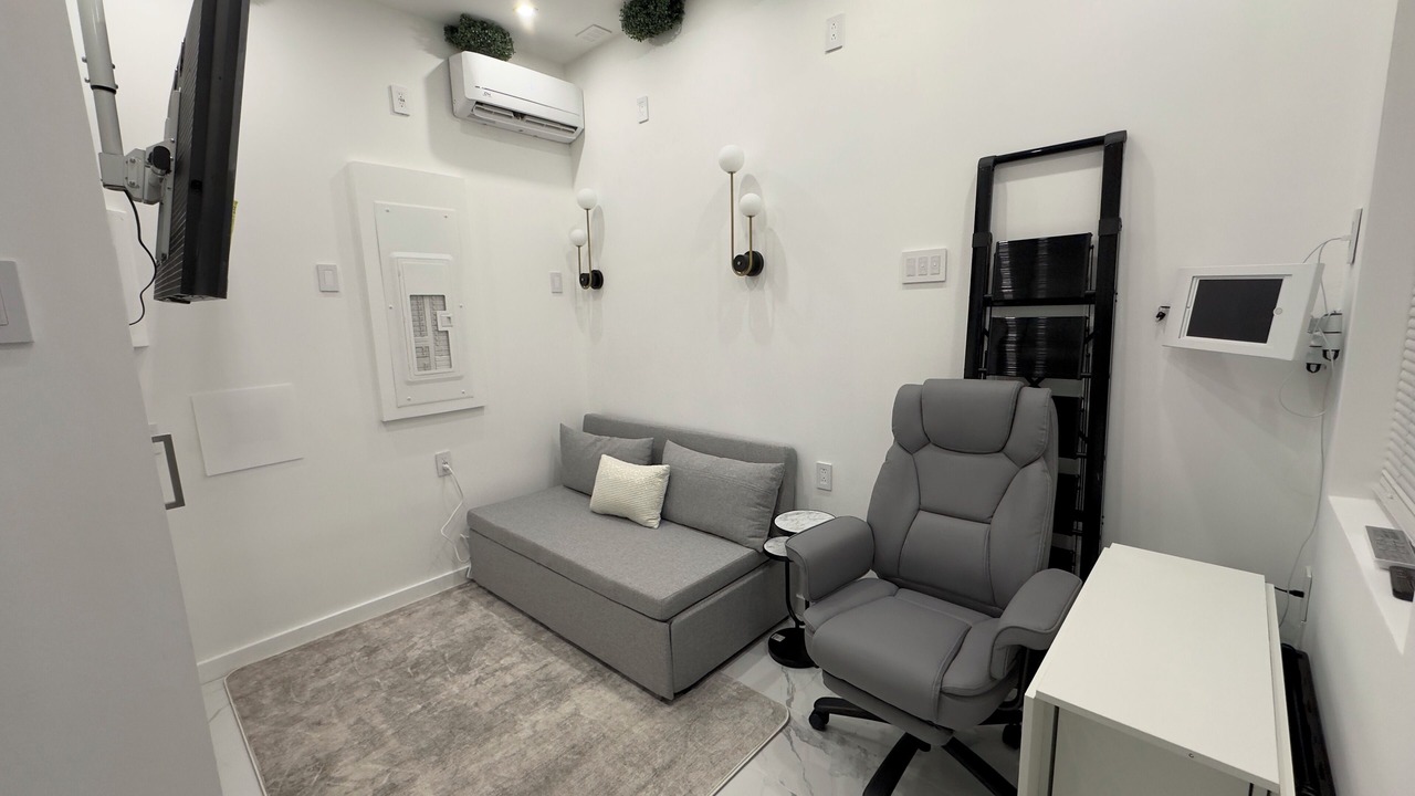 Photo of Livingroom in Greenville