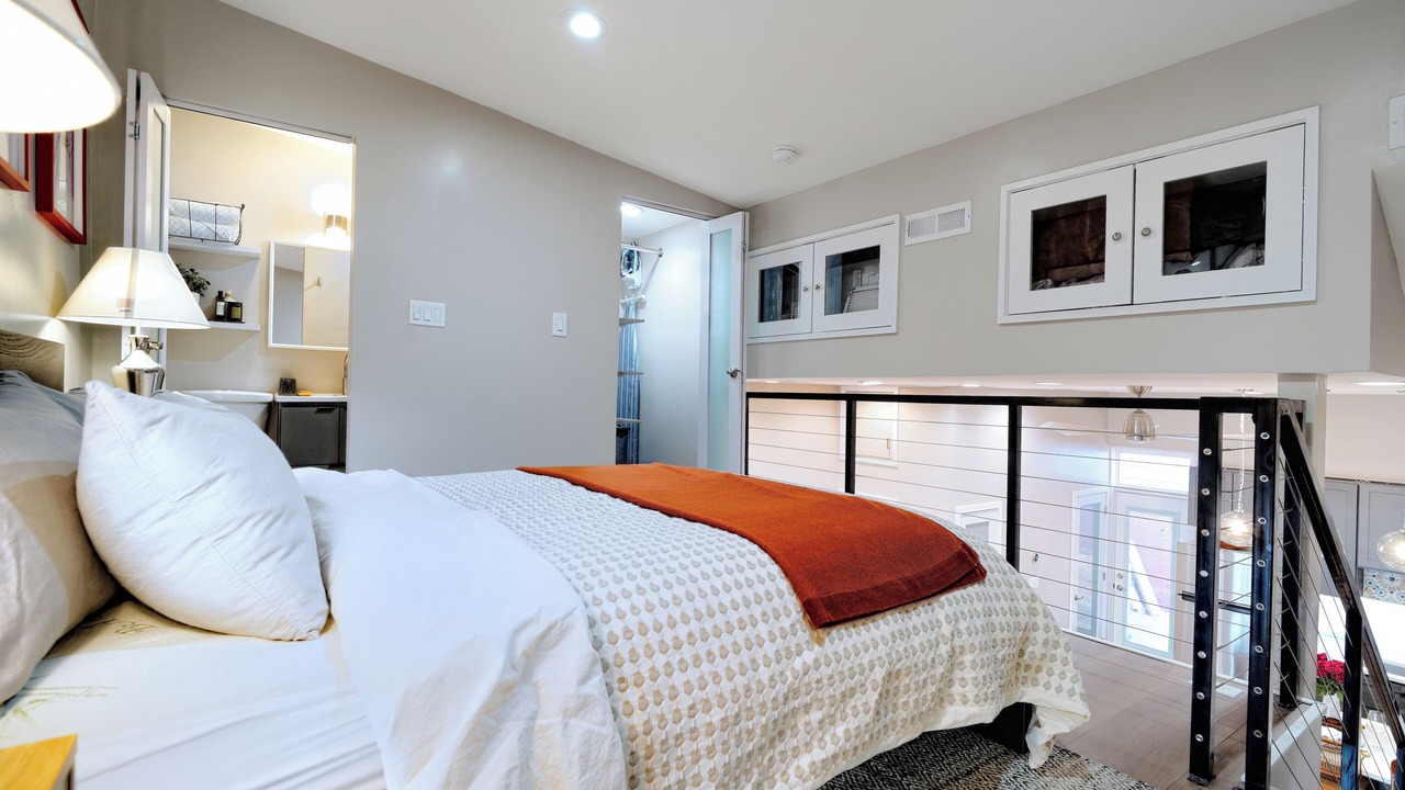 Photo of Bedroom in Stanton Park