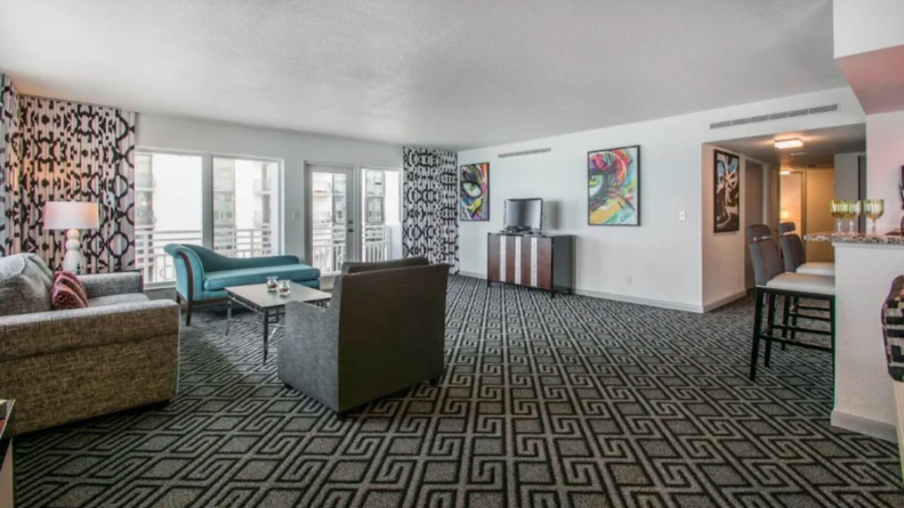 Photo of Livingroom in Surfside