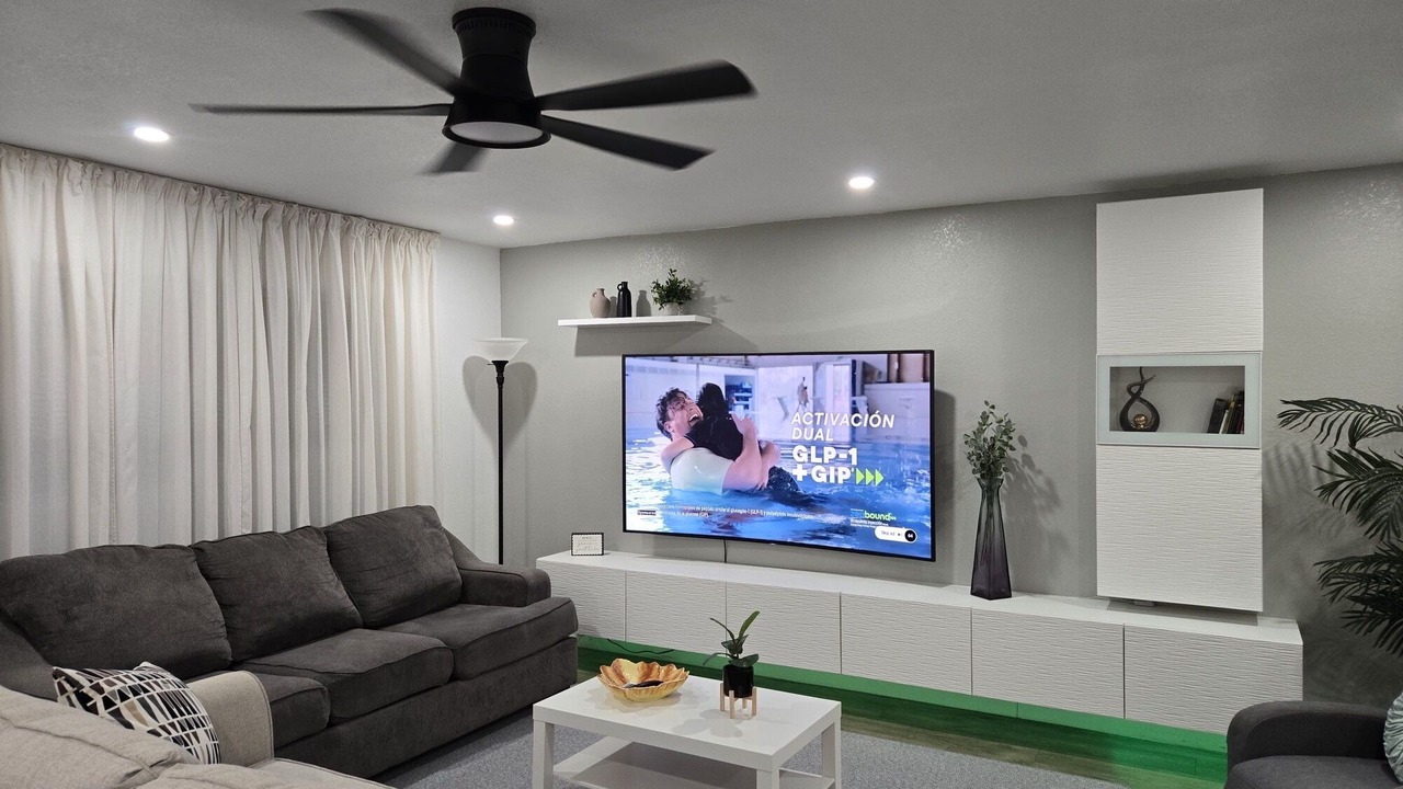 Photo of Livingroom in Melaleuca Gardens