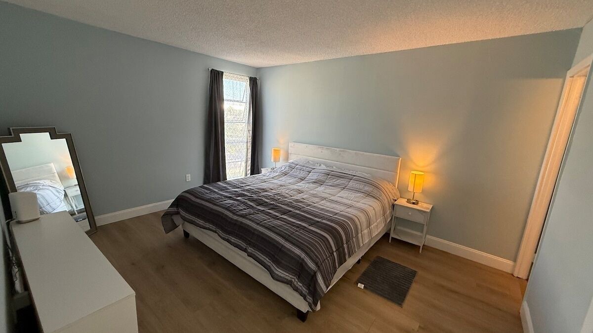 Photo of Bedroom in Eastern Shores