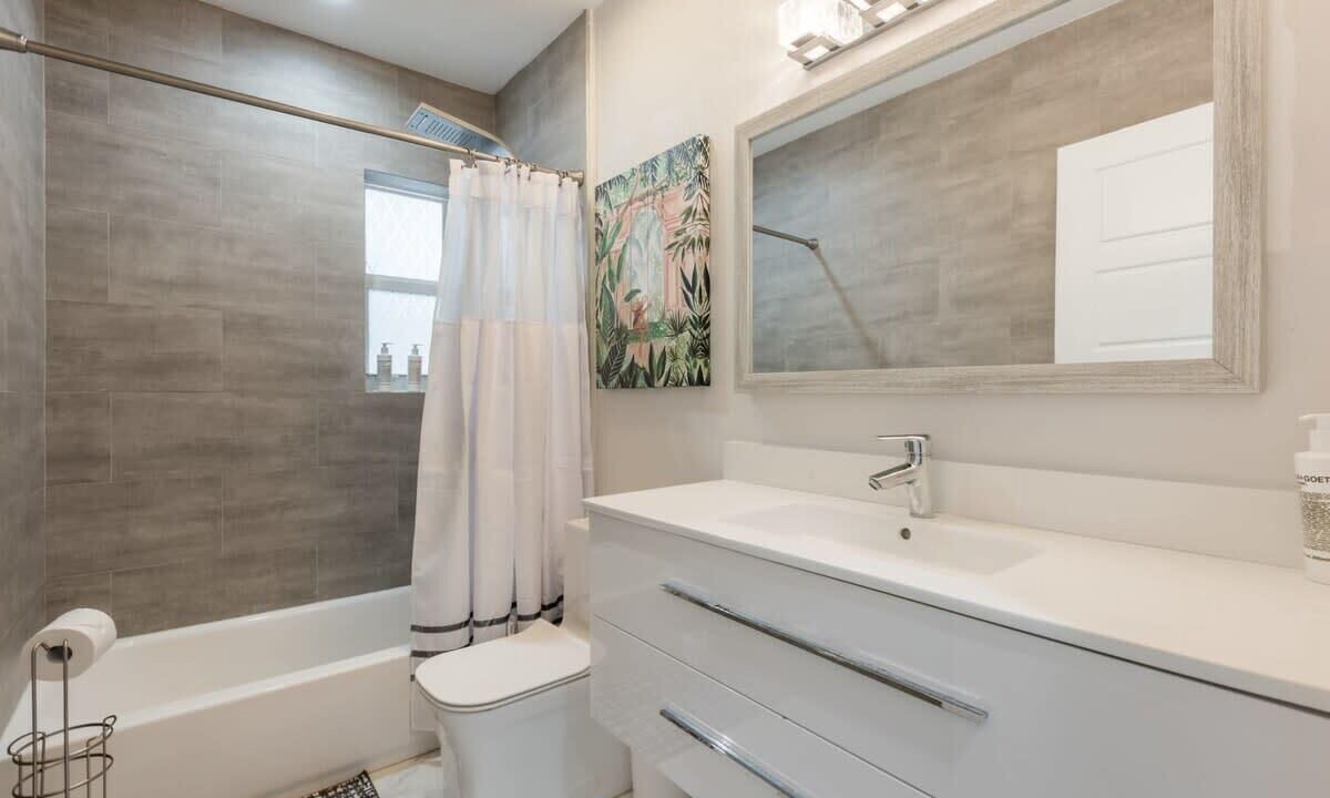 Photo of Bathroom in Victoria Park