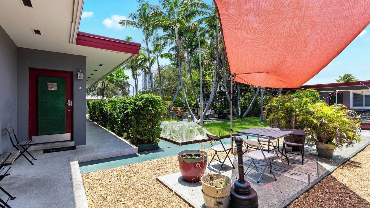 Photo of Outdoor in Downtown Hollywood