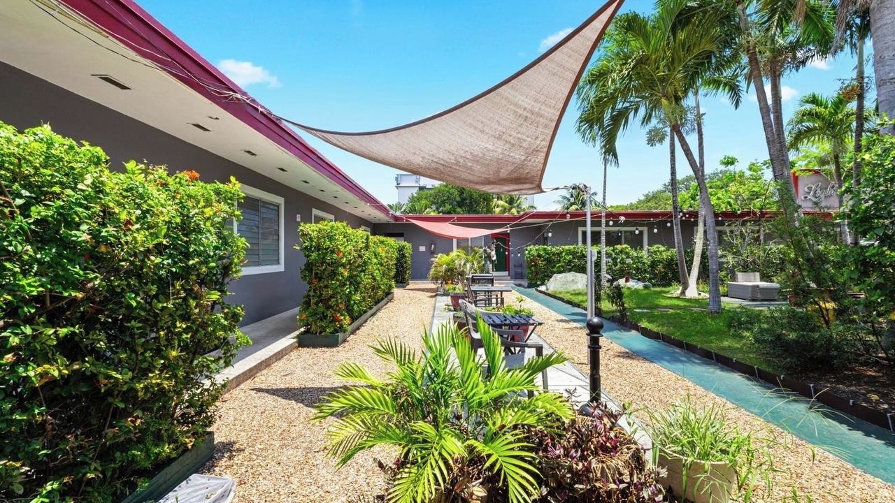 Photo of Patio Balcony in Downtown Hollywood