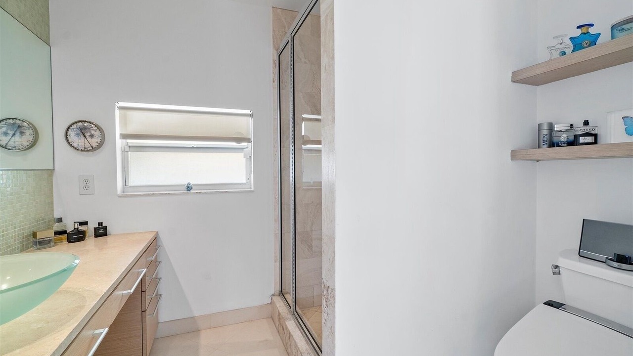 Photo of Bathroom in South Lake