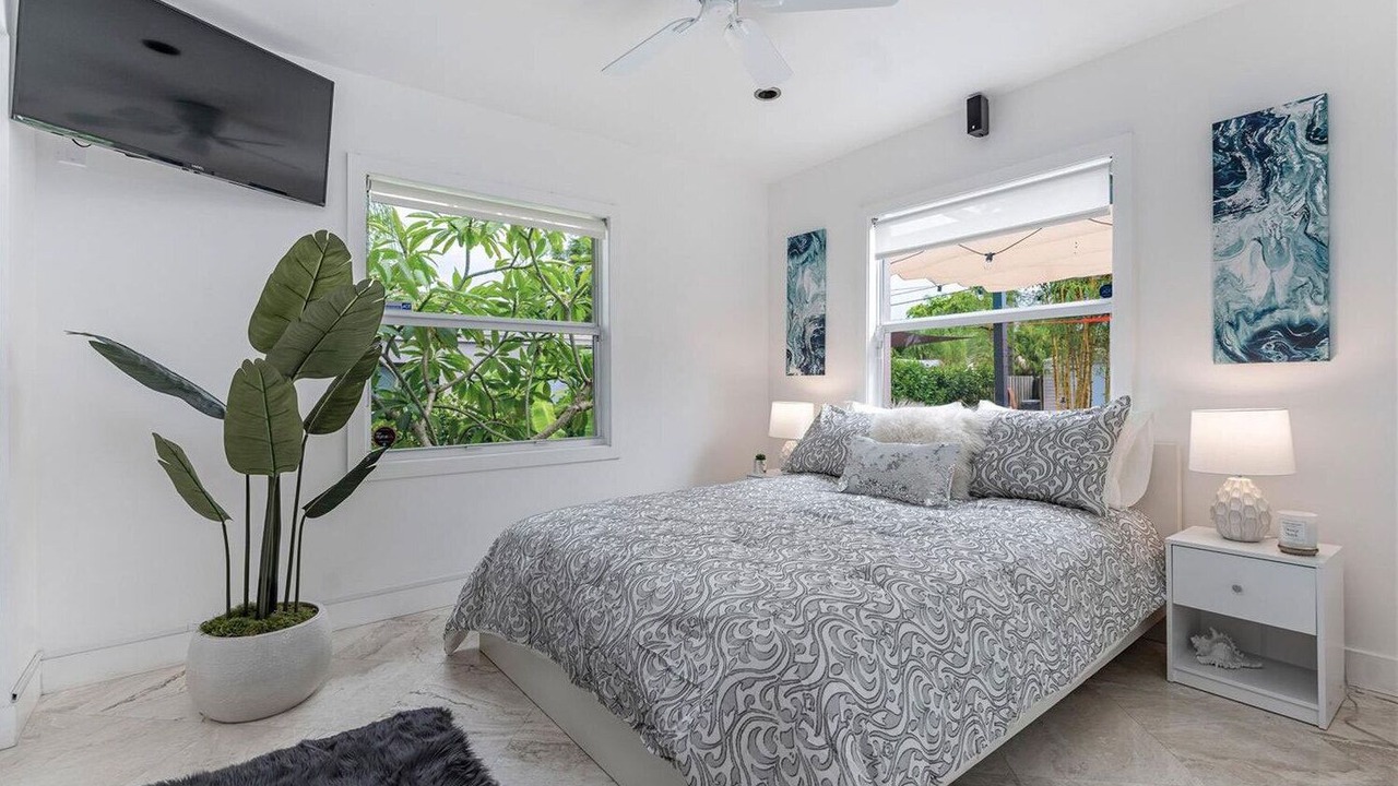 Photo of Bedroom in South Lake