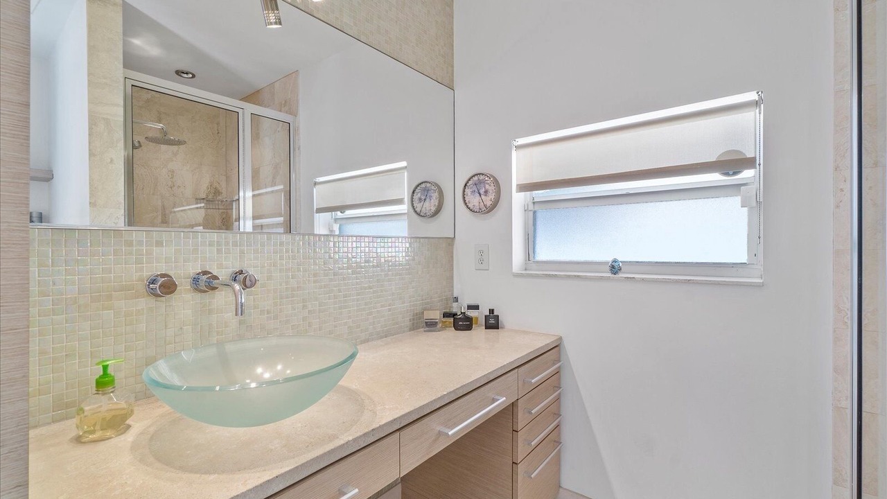 Photo of Bathroom in South Lake