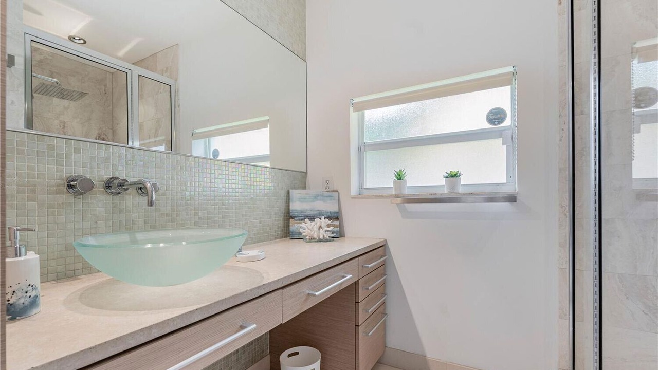 Photo of Bathroom in South Lake