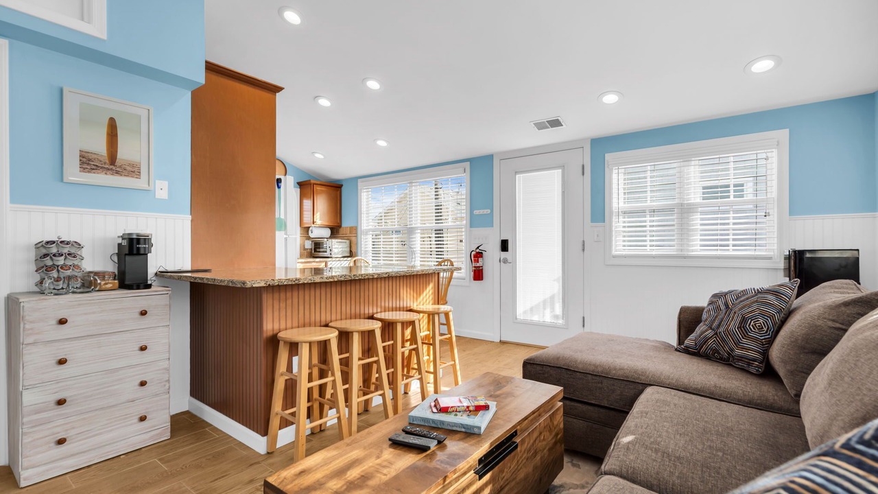 Photo of Livingroom in Ocean Beach III