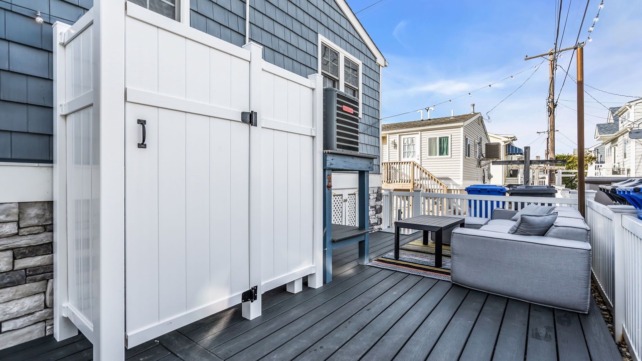 Photo of Patio Balcony in Ocean Beach III