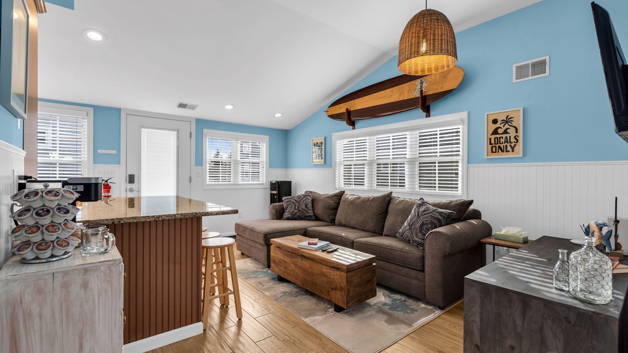 Photo of Livingroom in Ocean Beach III
