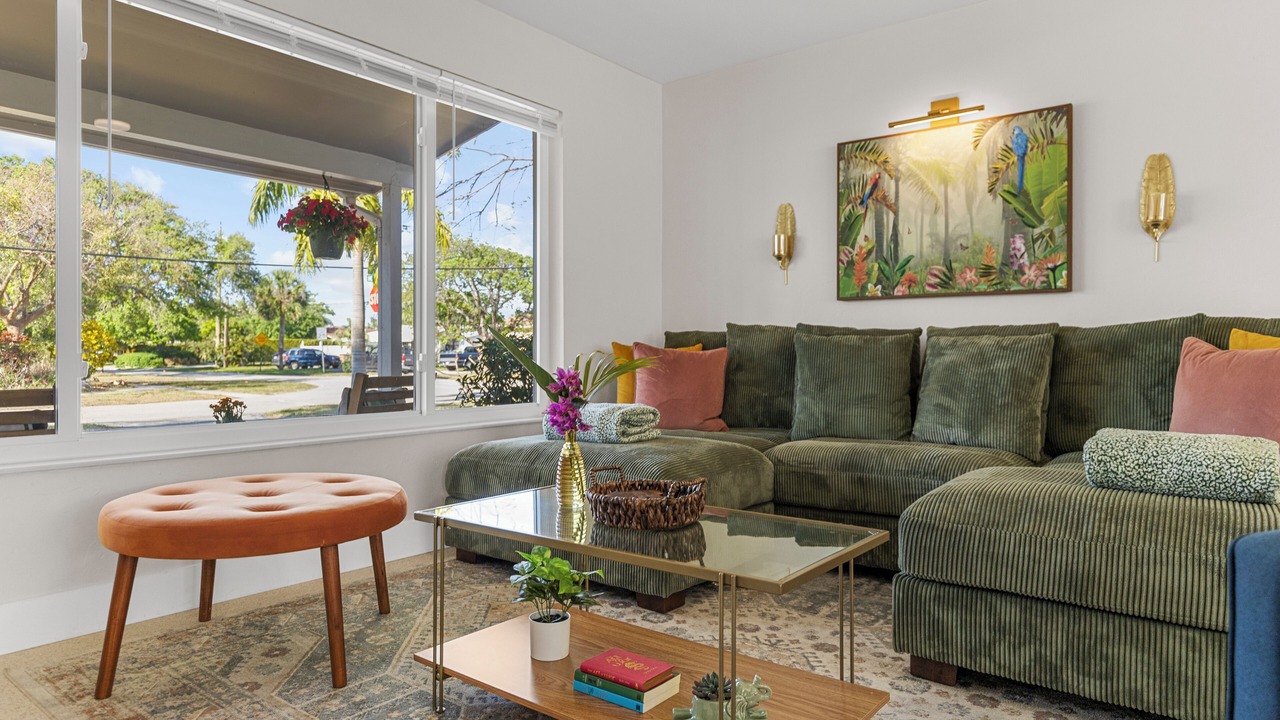 Photo of Livingroom in Deerfield Beach