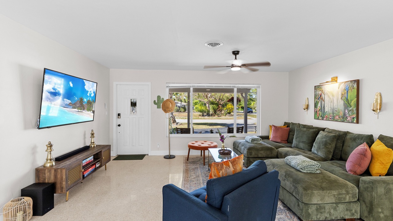 Photo of Livingroom in Deerfield Beach