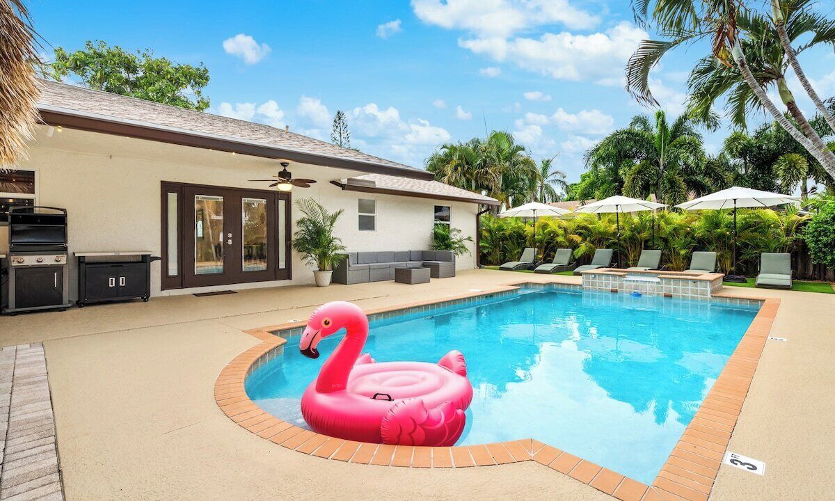 Photo of Outdoor in Tropic Palms
