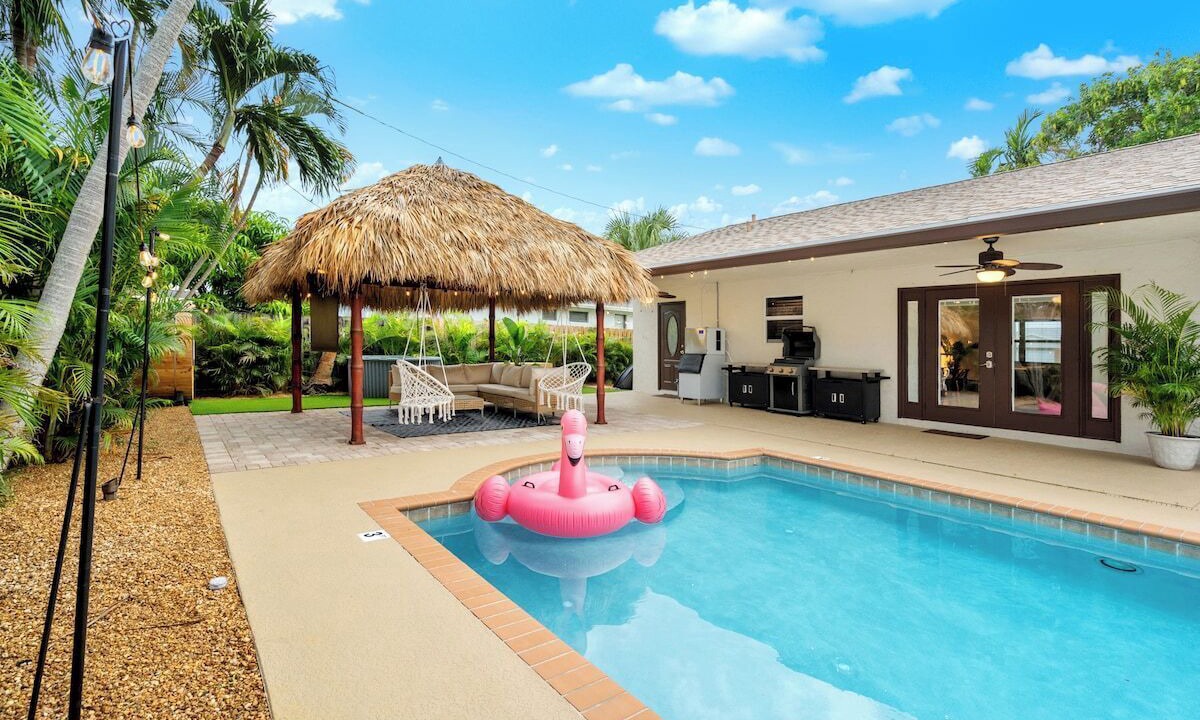 Photo of Outdoor in Tropic Palms