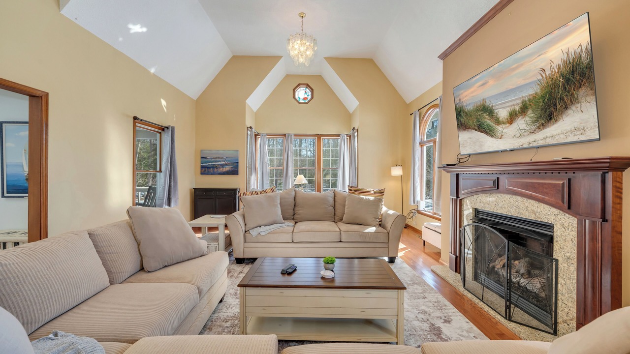 Photo of Livingroom in Goshen