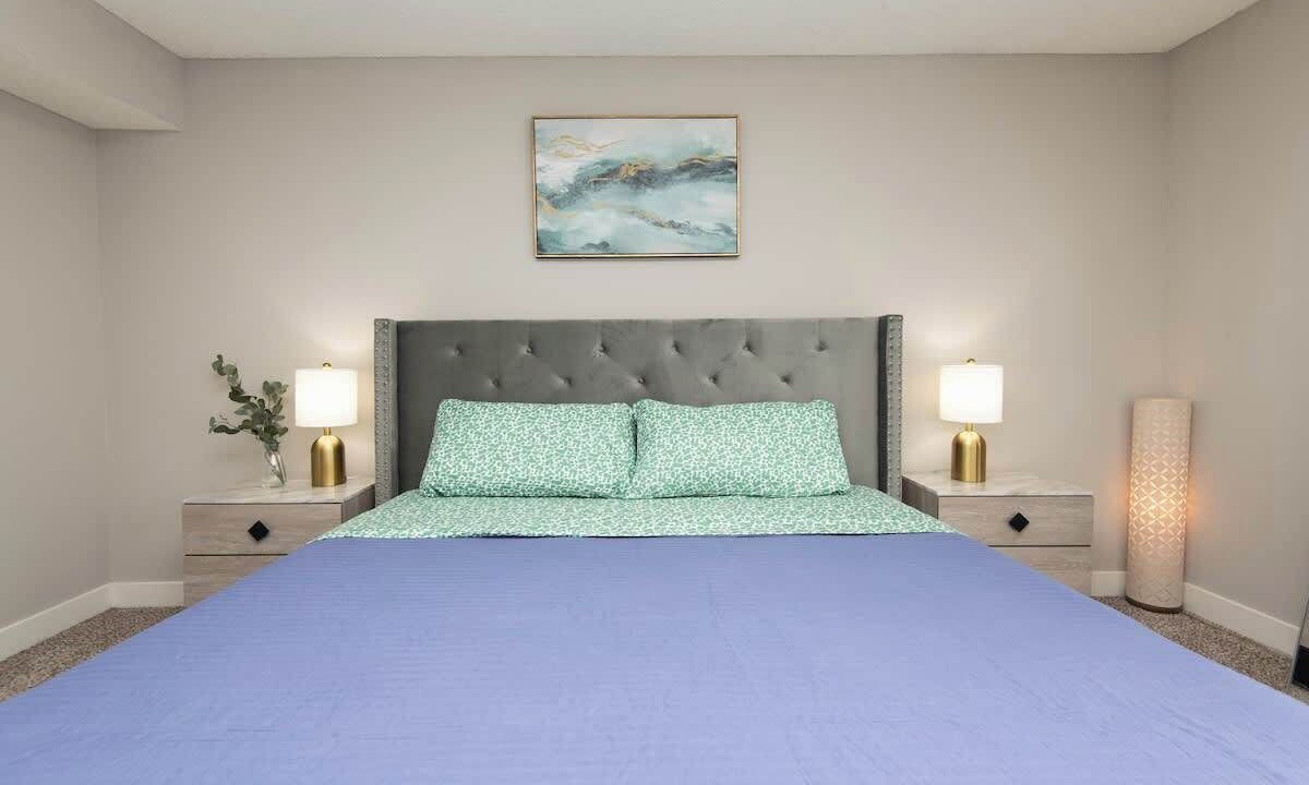 Photo of Bedroom in Hollywood