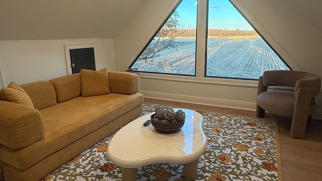 Photo of Livingroom in Harrisonville