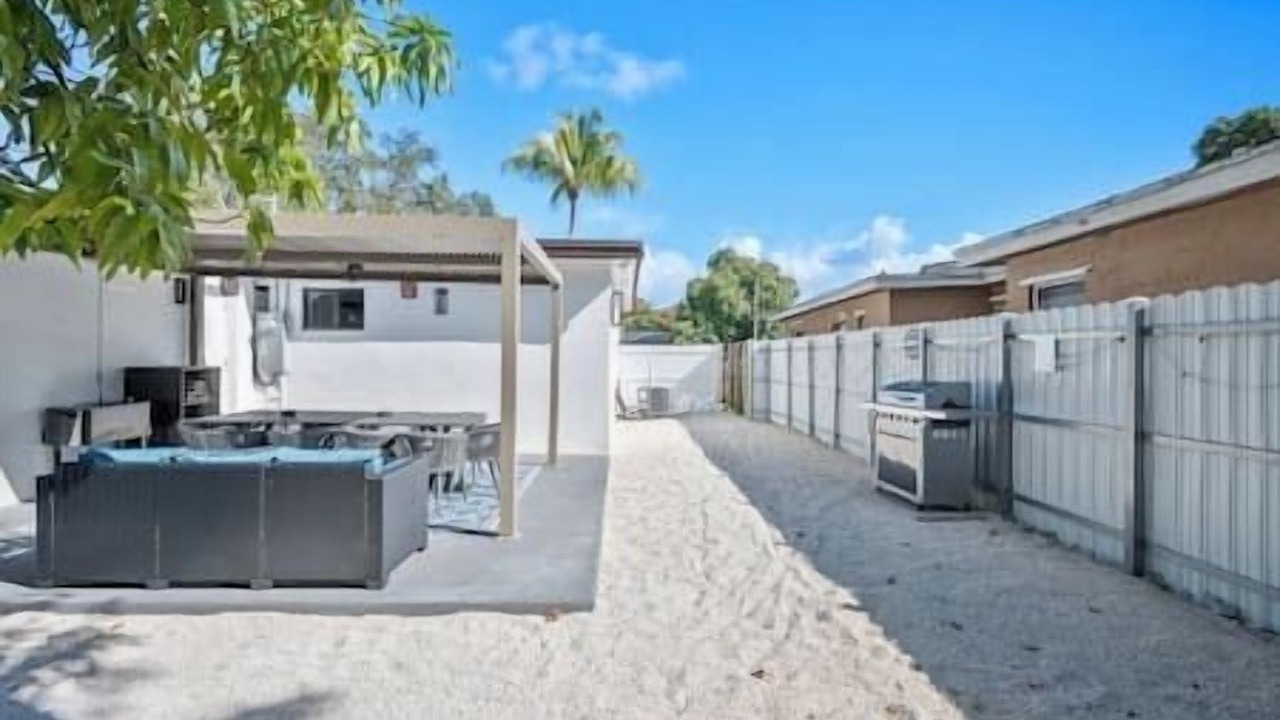 Photo of Outdoor in Miami Shores
