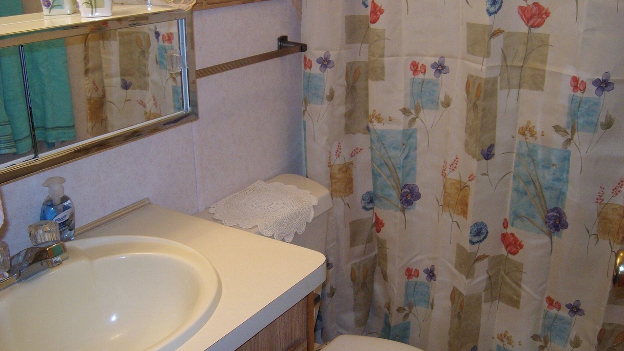 Photo of Bathroom in Assateague Pointe