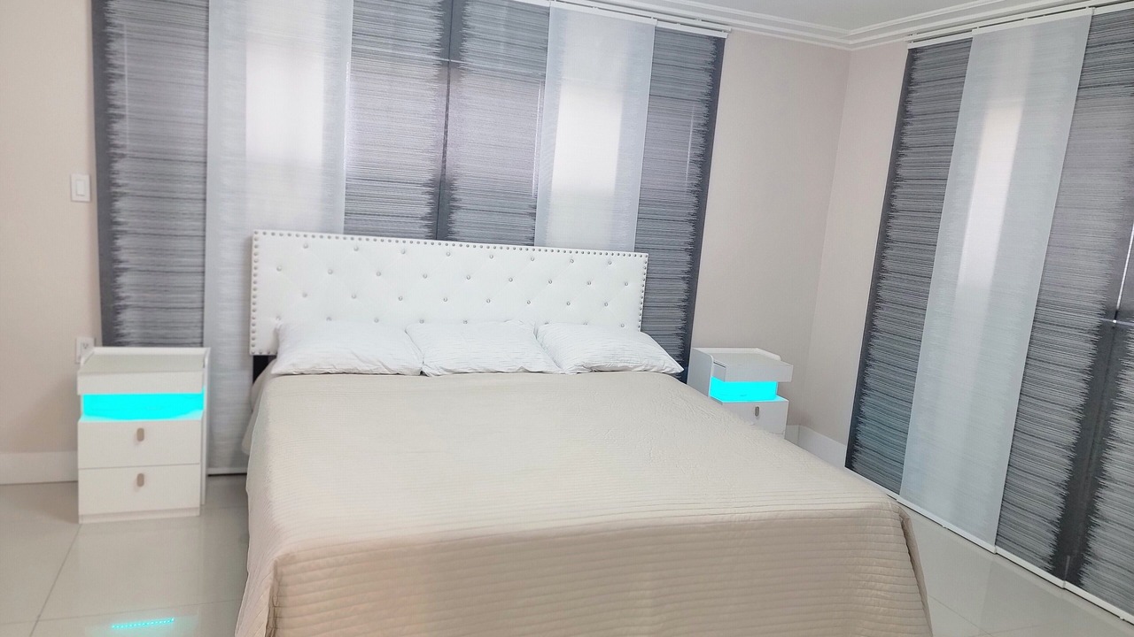 Photo of Bedroom in North Miami Beach