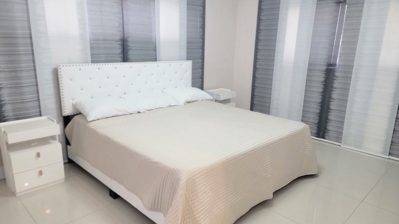 Photo of Bedroom in North Miami Beach