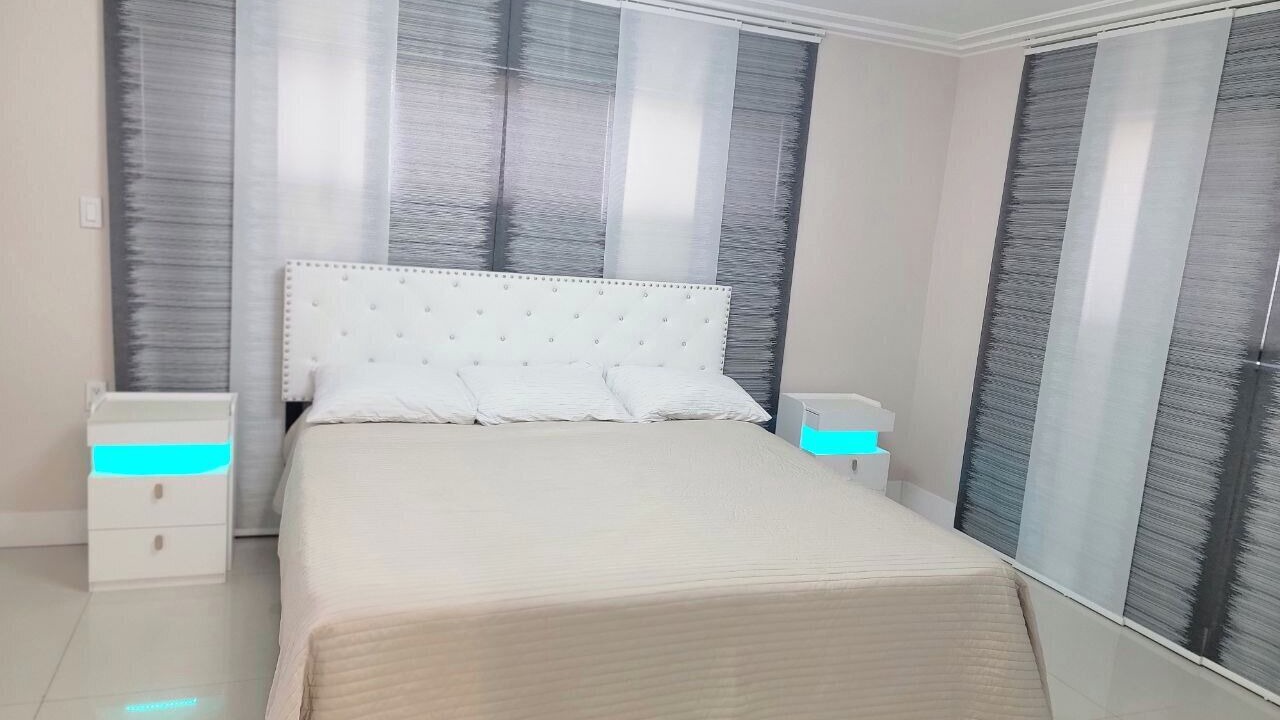 Photo of Bedroom in North Miami Beach