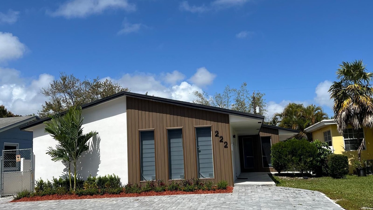 Photo of Outdoor in Dania Beach