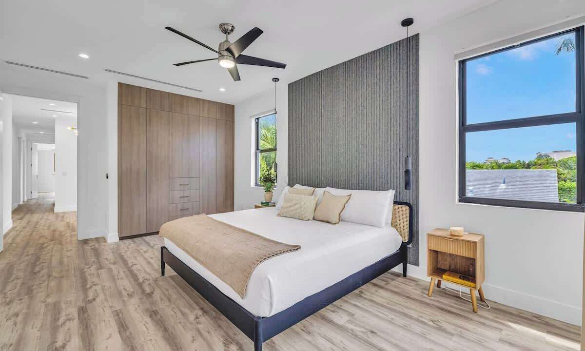 Photo of Bedroom in Lake Ridge