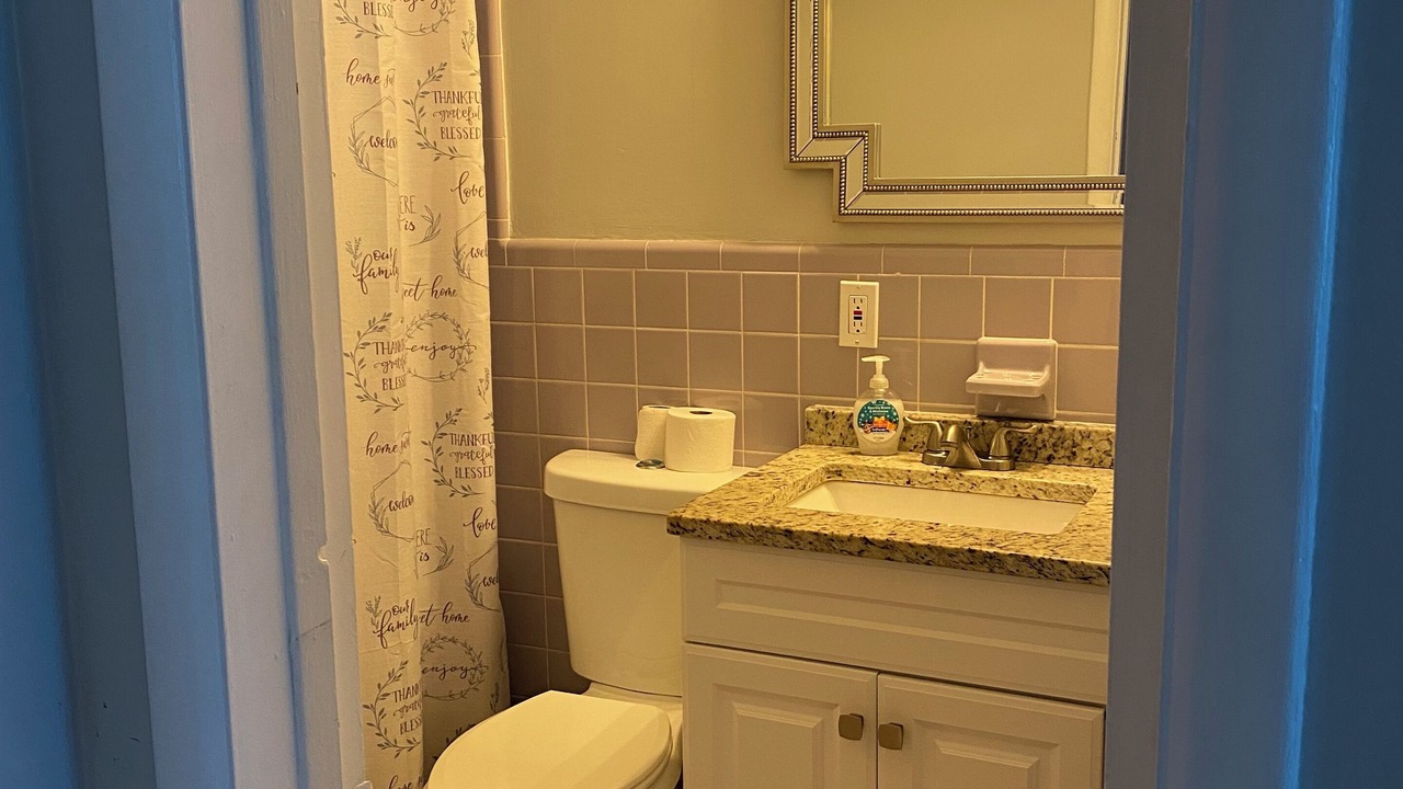 Photo of Bathroom in Ocean Ridge