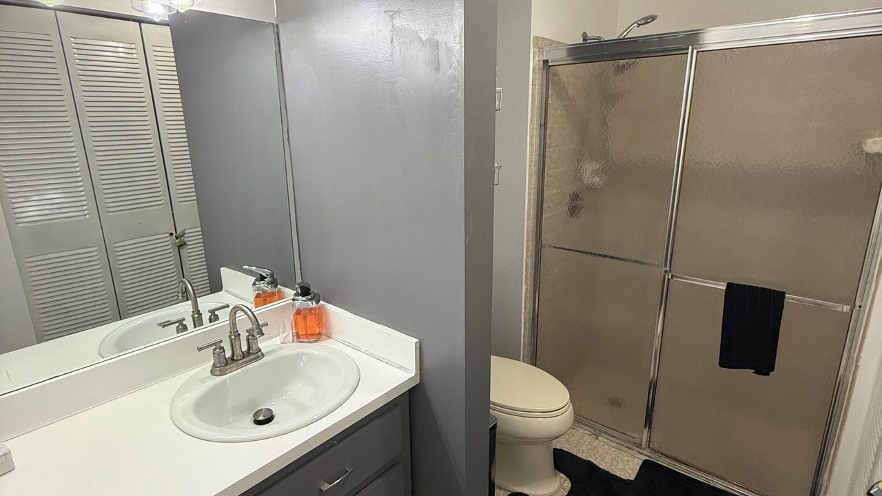Photo of Bathroom in Miramar