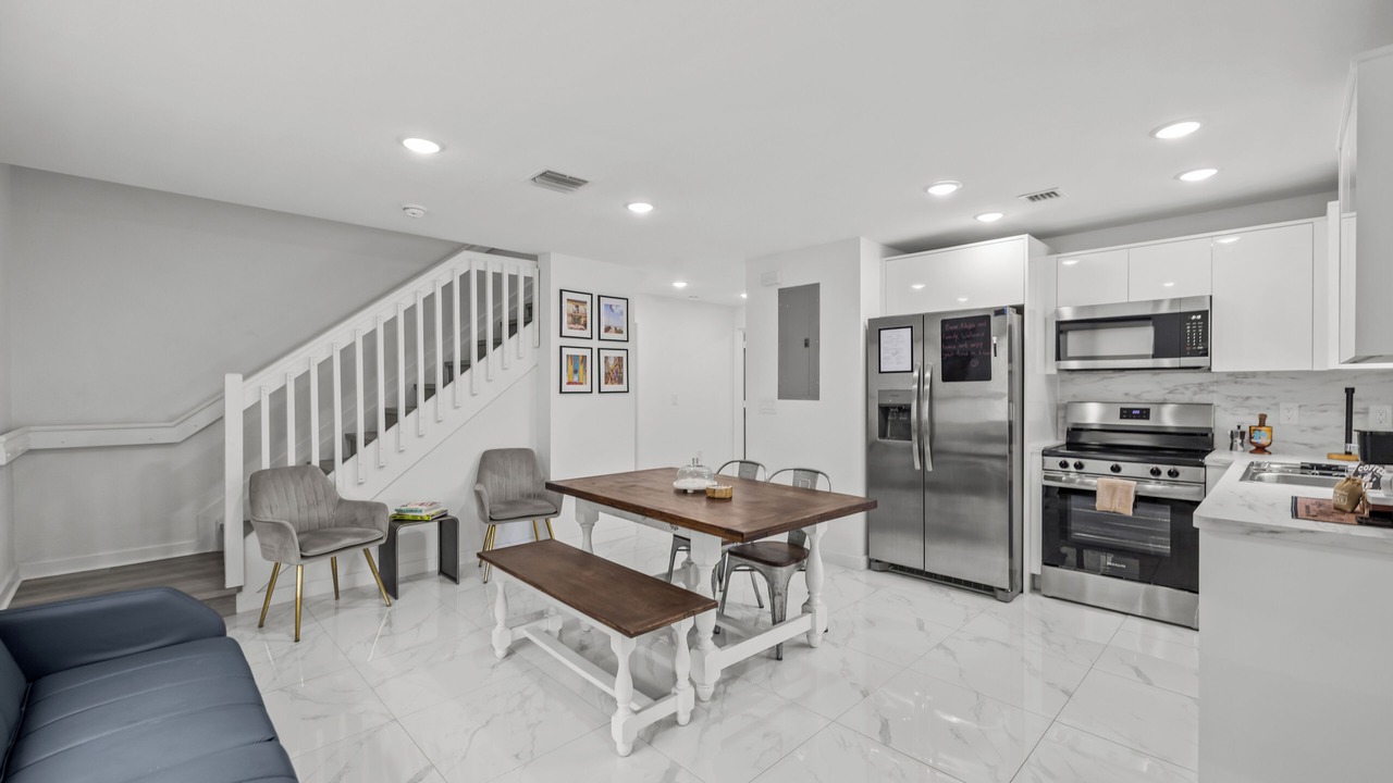 Photo of Kitchen in West Little River