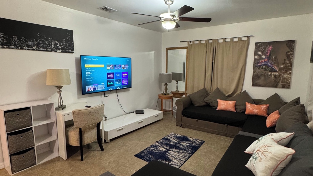 Photo of Livingroom in Highland Garden