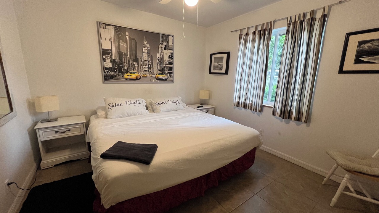 Photo of Bedroom in Highland Garden