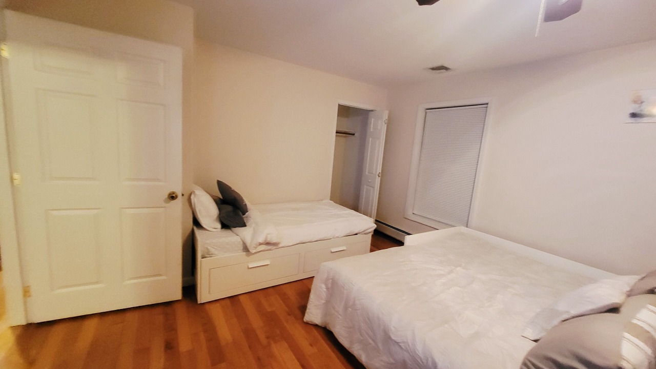 Photo of Bedroom in Nelsonville