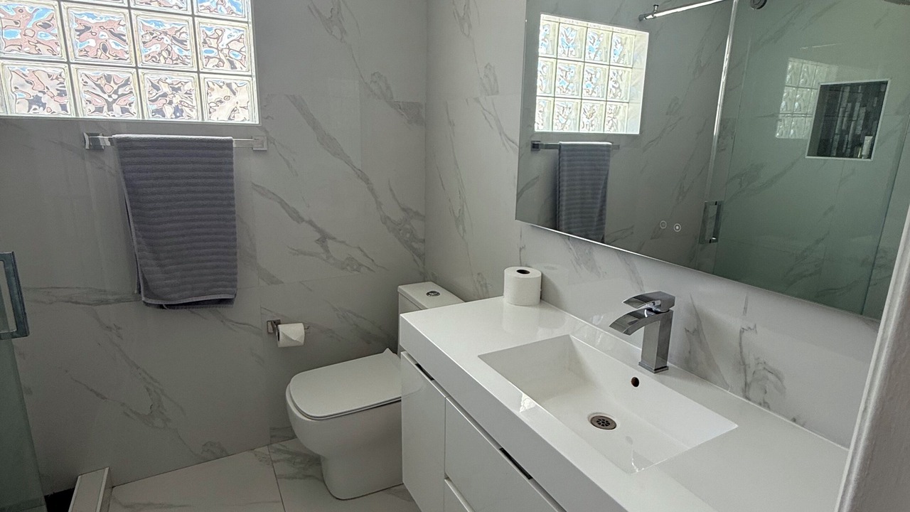 Photo of Bathroom in Miami Gardens