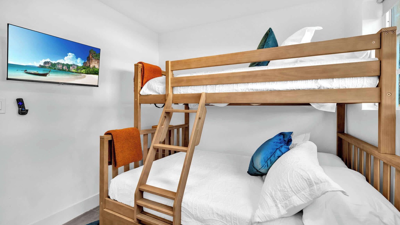 Photo of Bedroom in Driftwood