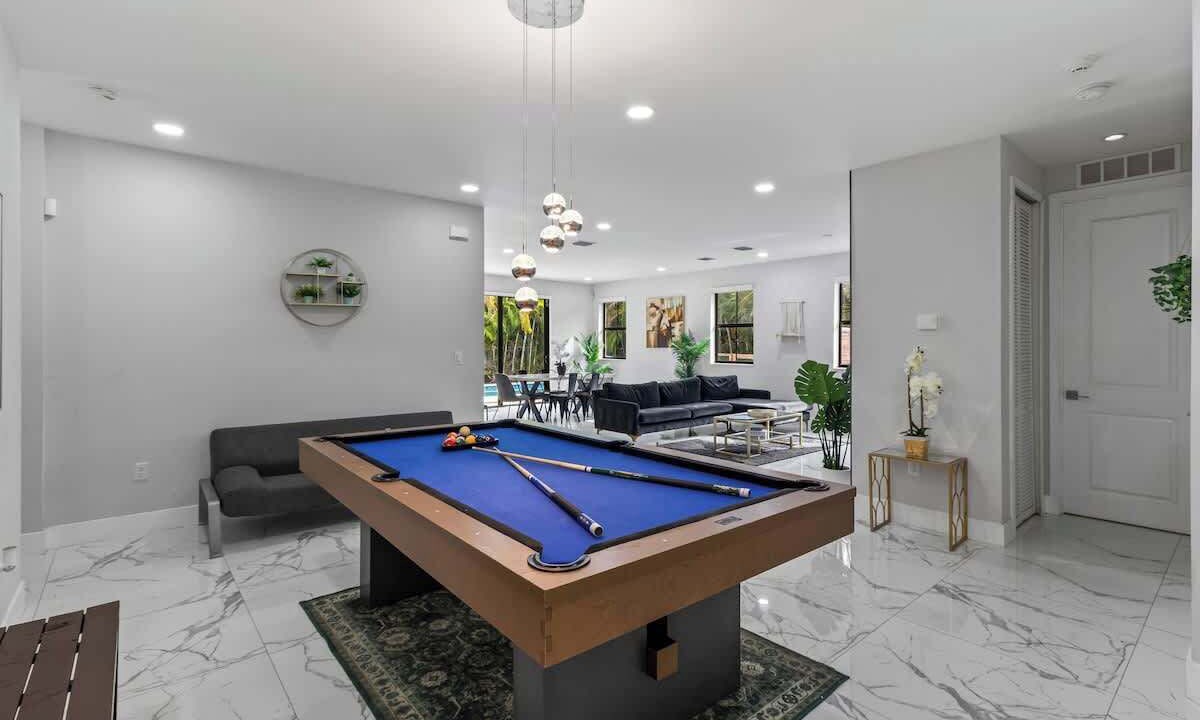 Photo of Bedroom in Golden Glades