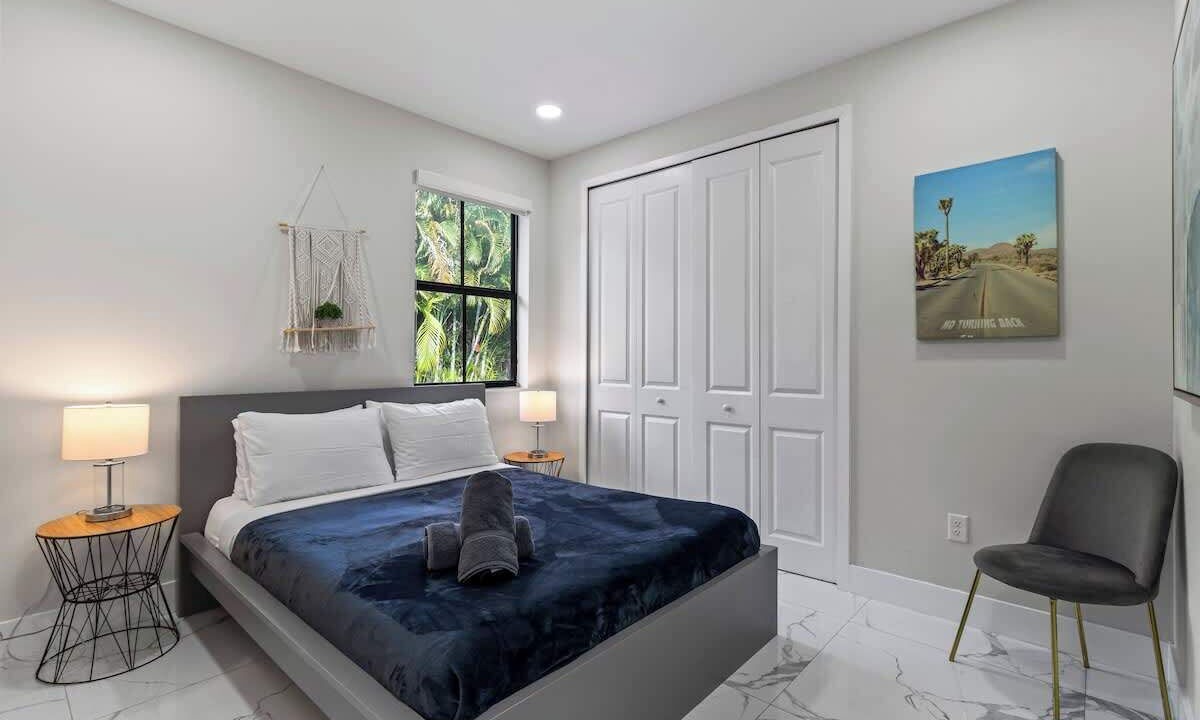 Photo of Bedroom in Golden Glades